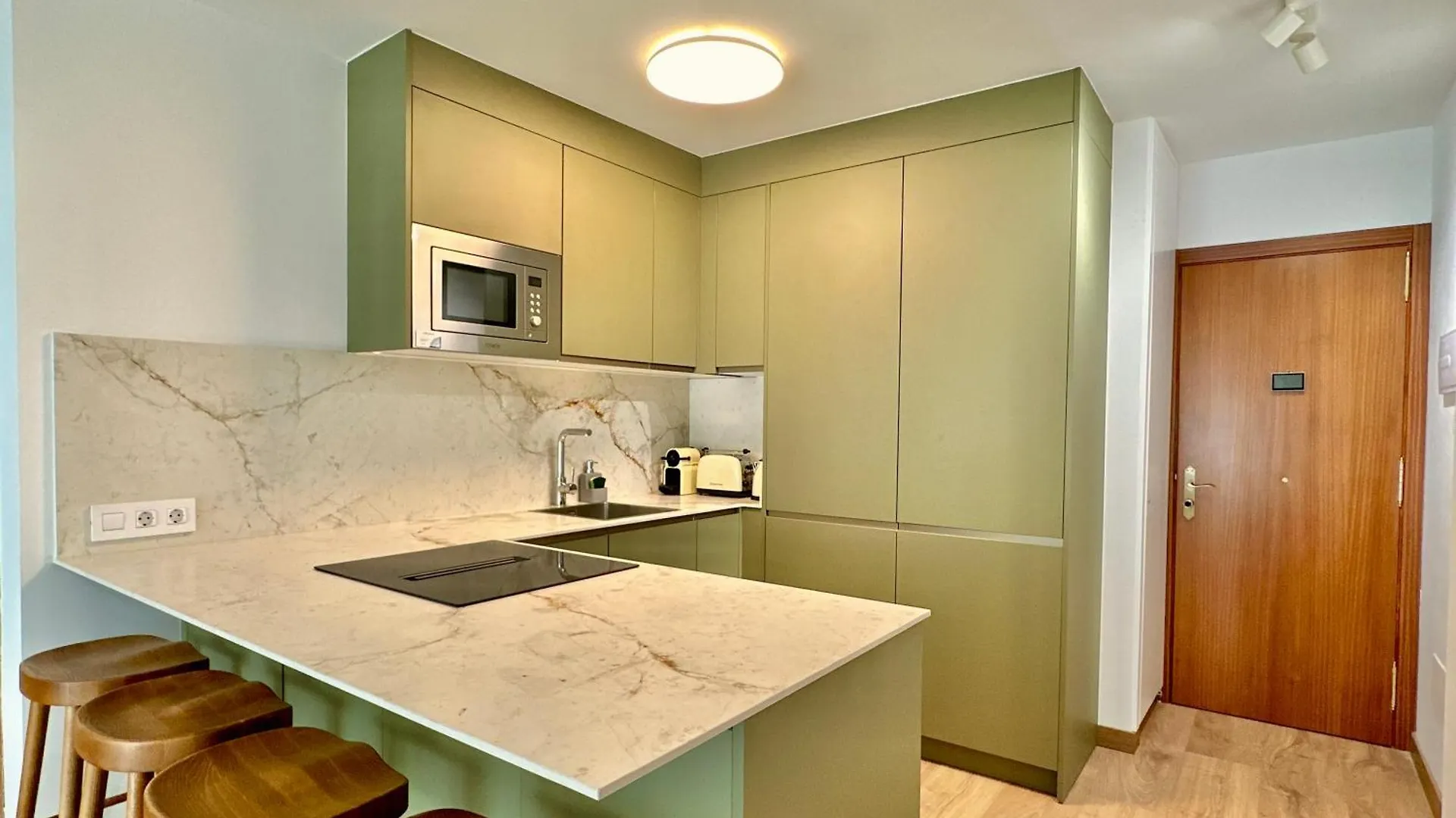 La Casita Verde 2Br - Pool, Parking & Aircon Candelaria Apartment